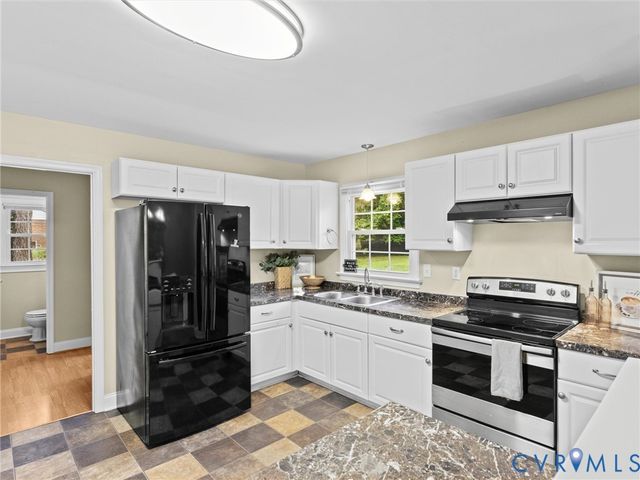 2949 Moyer Rd, Powhatan, VA 23139