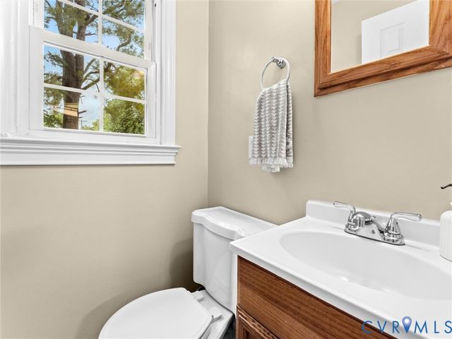 2949 Moyer Rd, Powhatan, VA 23139