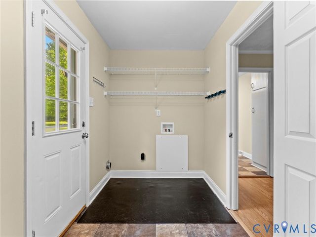 2949 Moyer Rd, Powhatan, VA 23139