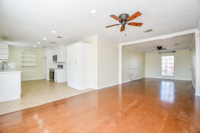 11519 Hornbrook Drive, Houston, TX 77099