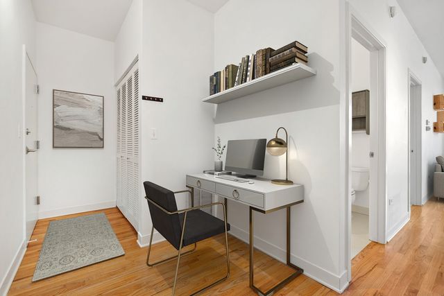 1515 S HALSTED Street 204, Chicago, IL 60607