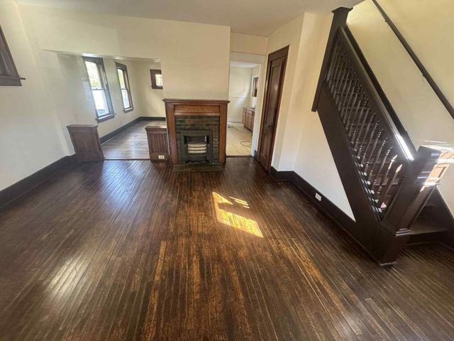 2521 WAYNE Street, Erie, PA 16503