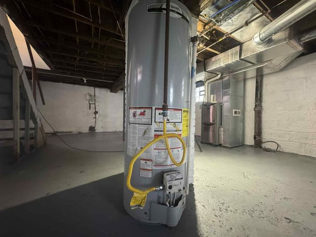 2521 WAYNE Street, Erie, PA 16503