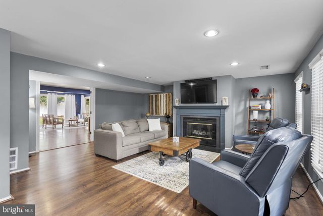 11710 CAVERLY AVE, Beltsville, MD 20705