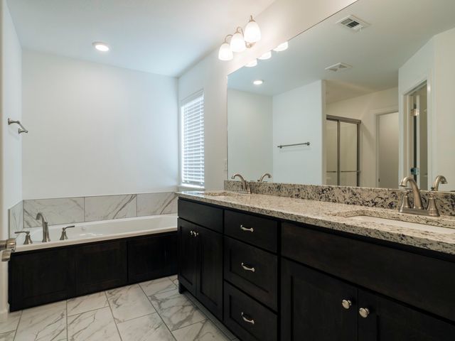 510 Peach Avenue, Centerton, AR 72719
