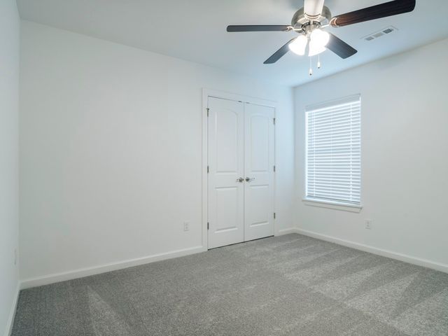 510 Peach Avenue, Centerton, AR 72719