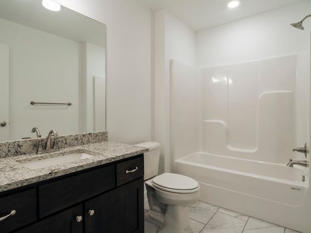 510 Peach Avenue, Centerton, AR 72719