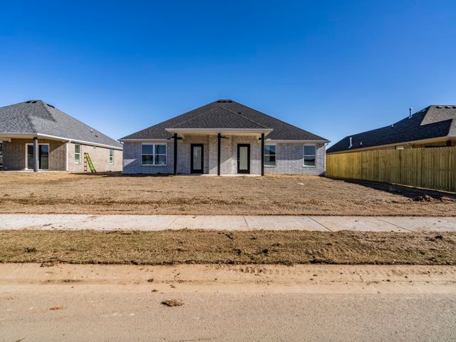 510 Peach Avenue, Centerton, AR 72719