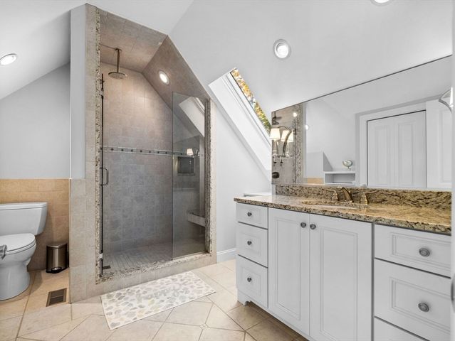 4 Farmer Road 4, Milton, MA 02186