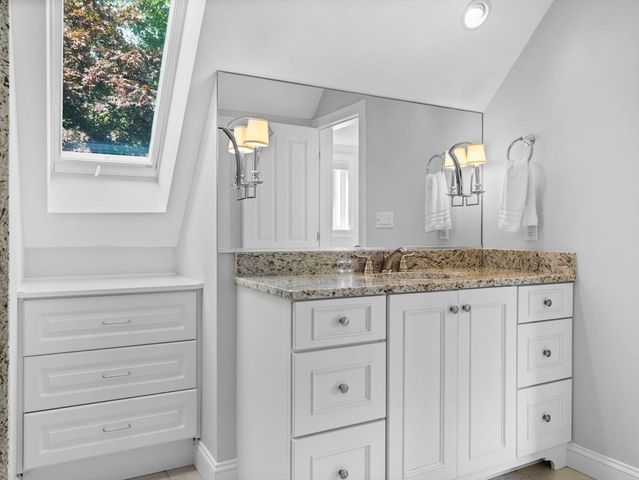 4 Farmer Road 4, Milton, MA 02186