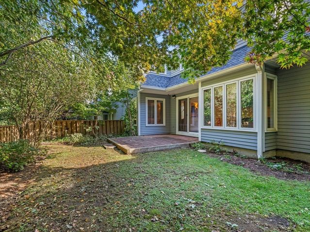 4 Farmer Road 4, Milton, MA 02186