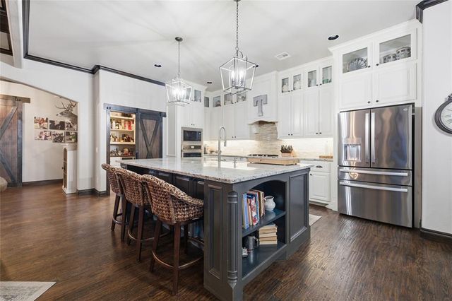 2112 NW 37th Street, Newcastle, OK 73065