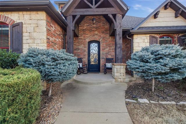 2112 NW 37th Street, Newcastle, OK 73065