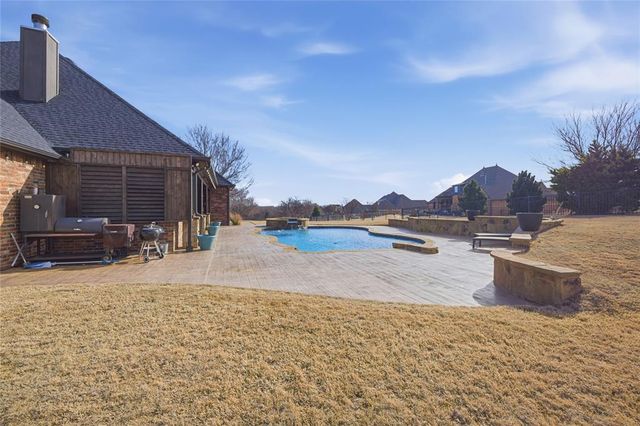 2112 NW 37th Street, Newcastle, OK 73065