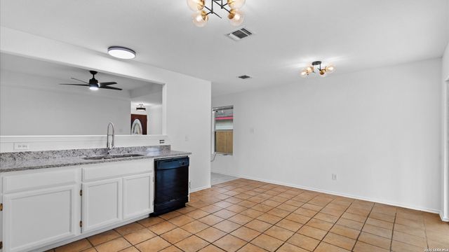 6023 LAKE VICTORIA ST, San Antonio, TX 78222