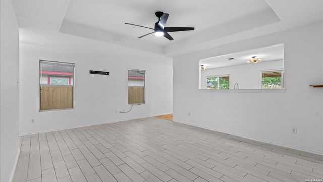 6023 LAKE VICTORIA ST, San Antonio, TX 78222