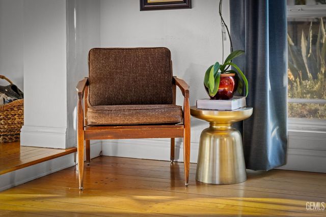 3020 21st Street, Bakersfield, CA 93301