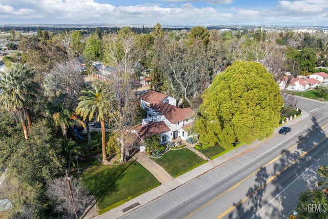 3020 21st Street, Bakersfield, CA 93301