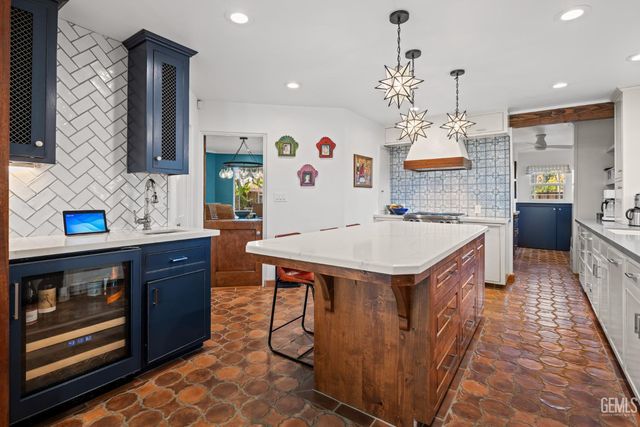 3020 21st Street, Bakersfield, CA 93301