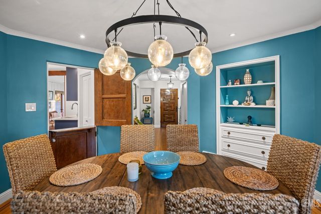 3020 21st Street, Bakersfield, CA 93301