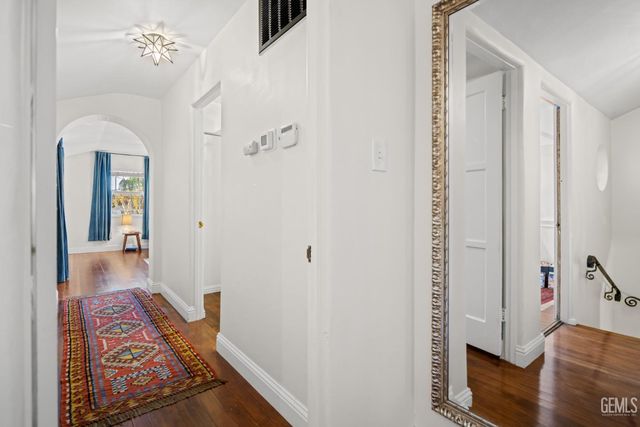 3020 21st Street, Bakersfield, CA 93301