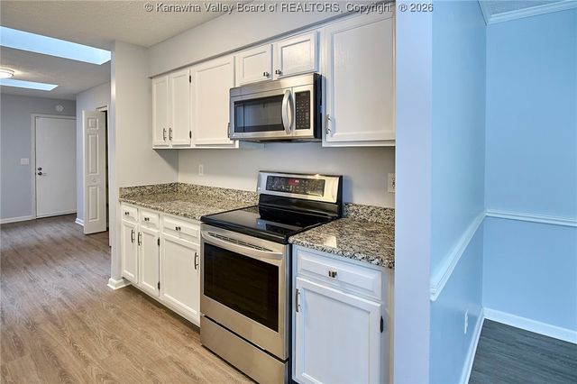 302 Antler Drive, Charleston, WV 25314