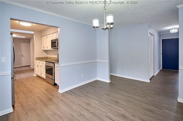 302 Antler Drive, Charleston, WV 25314