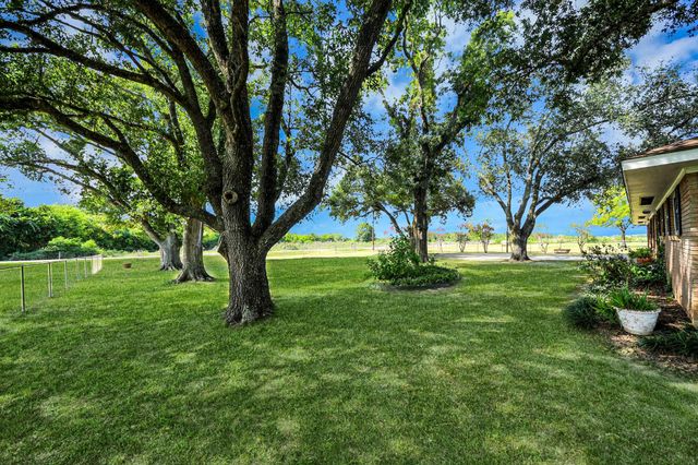 6515 Williams School Road Road, Needville, TX 77461