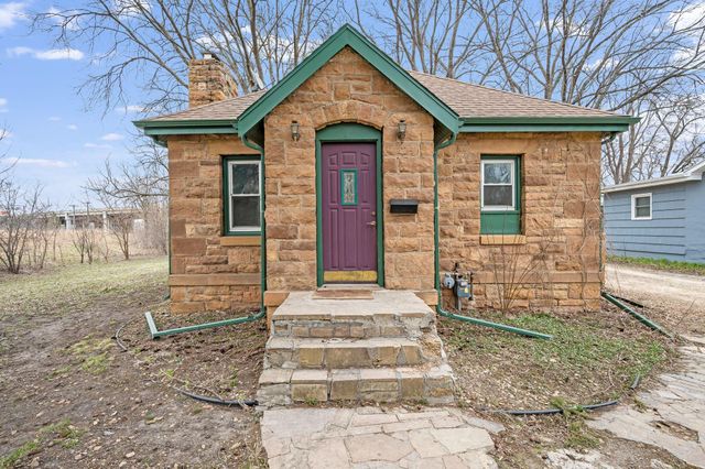 223 Owatonna Street, Mankato, MN 56001