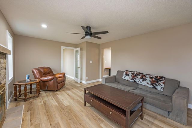 223 Owatonna Street, Mankato, MN 56001