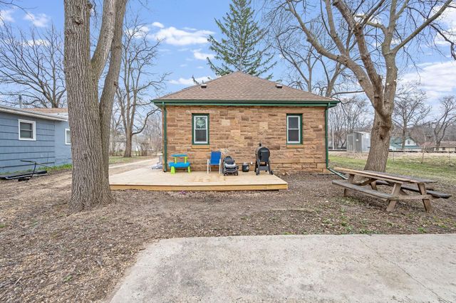 223 Owatonna Street, Mankato, MN 56001