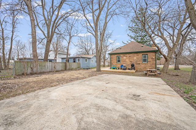 223 Owatonna Street, Mankato, MN 56001