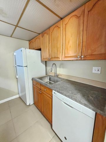 1720 N Congress Avenue 207, West Palm Beach, FL 33401