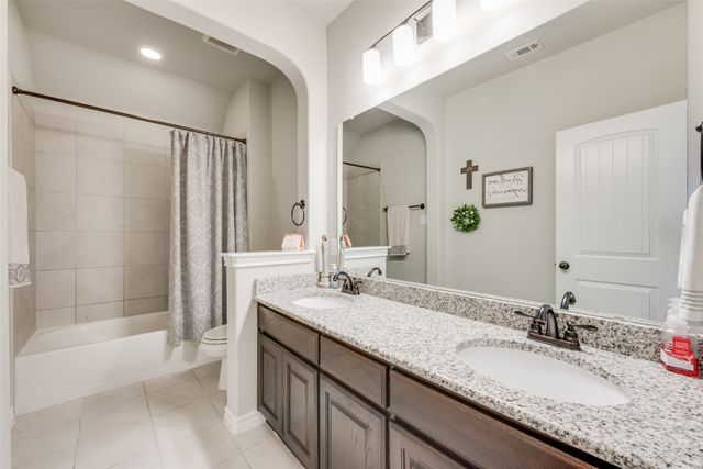 762 Bosley Drive, Fate, TX 75087