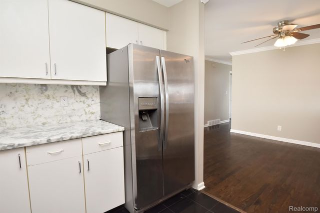 3516 GREENWAY Avenue, Royal Oak, MI 48073
