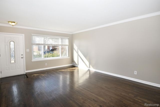 3516 GREENWAY Avenue, Royal Oak, MI 48073