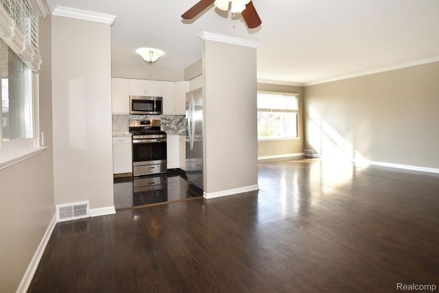 3516 GREENWAY Avenue, Royal Oak, MI 48073