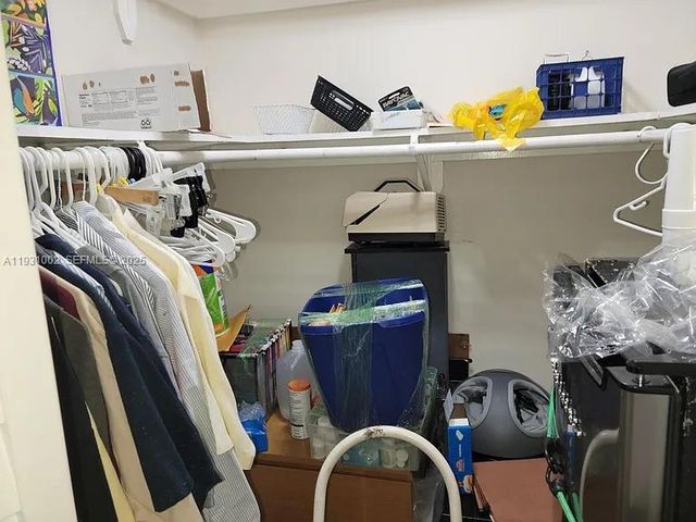 11731 SW 112th Ter 0, Miami, FL 33186