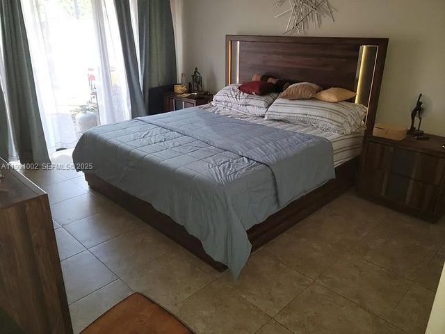 11731 SW 112th Ter 0, Miami, FL 33186