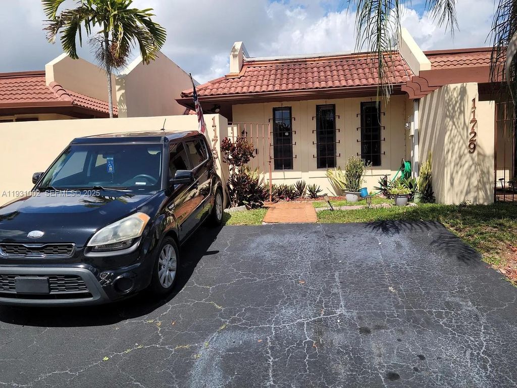 11731 SW 112th Ter 0, Miami, FL 33186