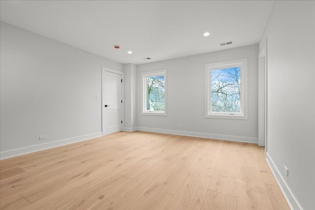 22 Lakeview Terrace, Highland Park, IL 60035