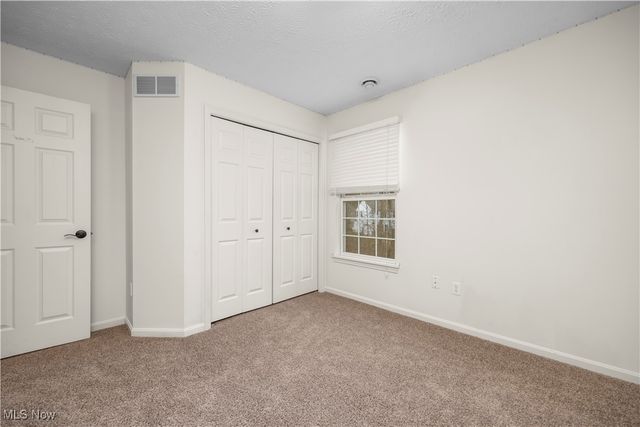 953 Longitude Lane, Amherst, OH 44001