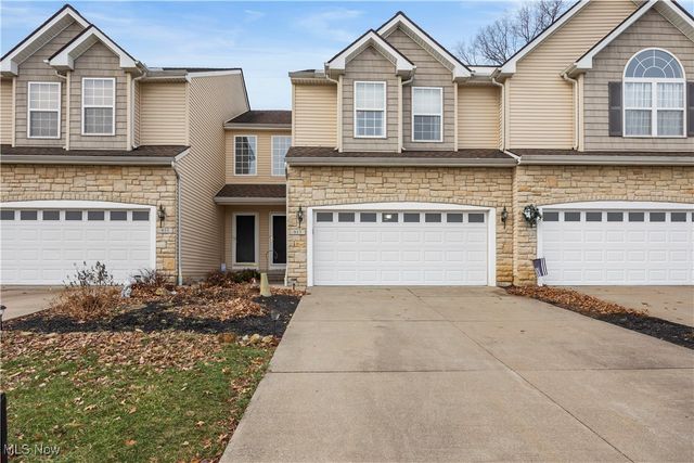 953 Longitude Lane, Amherst, OH 44001