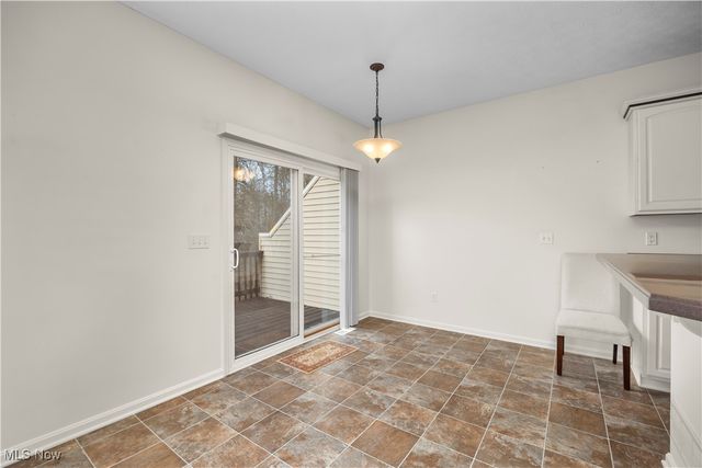 953 Longitude Lane, Amherst, OH 44001