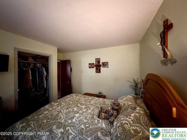 102 Indian Trail, Penn Forest Twp, PA 18229