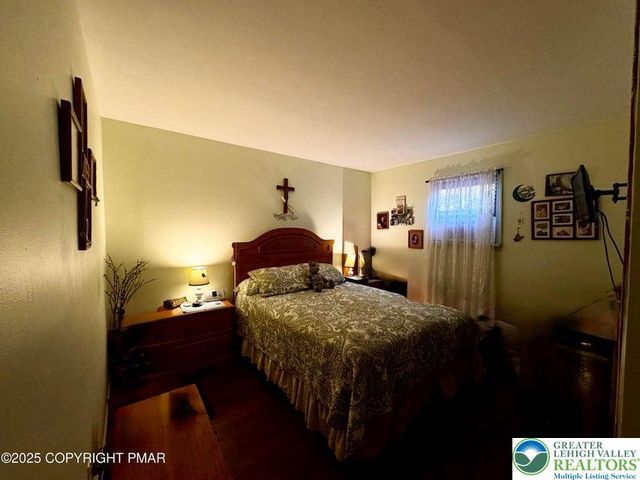 102 Indian Trail, Penn Forest Twp, PA 18229