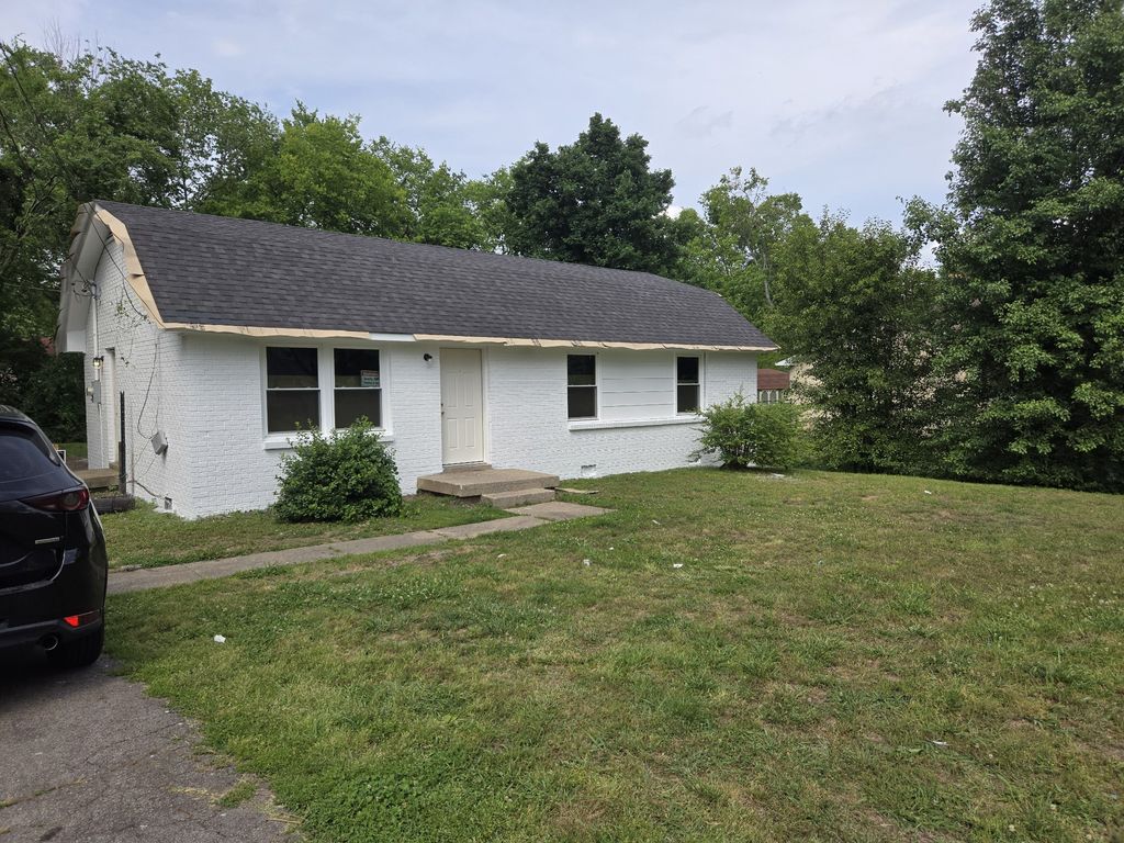 4166 Ames Dr, Nashville, TN 37218