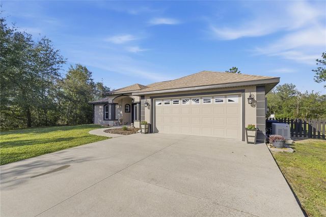 5693 W WOODLAWN STREET, Dunnellon, FL 34433