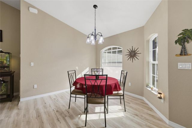 5693 W WOODLAWN STREET, Dunnellon, FL 34433