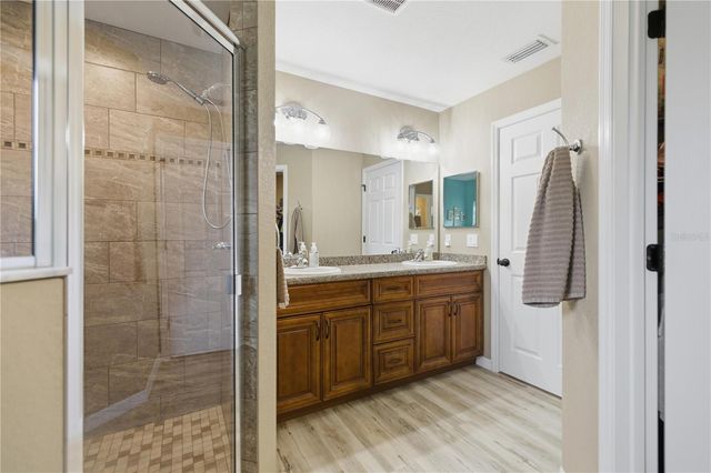 5693 W WOODLAWN STREET, Dunnellon, FL 34433